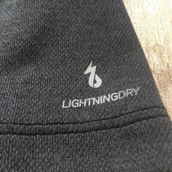 New Balance Lightweight Active Top - Picture 5 of 5